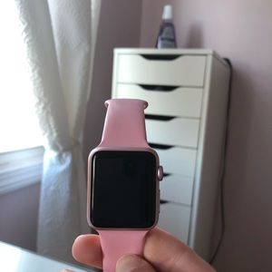 Rose Gold 38mm Apple Watch